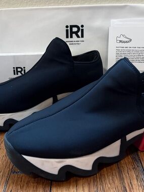 iRi New York Wes Black-Red Low Top Sneaker – US Size 7 (EU 37)